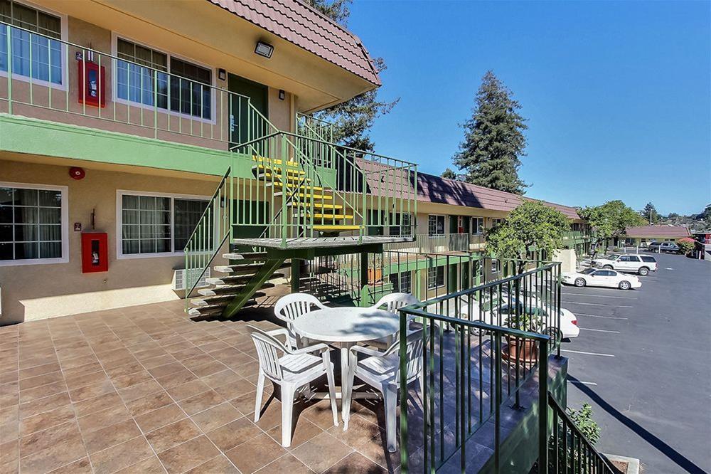 Quality Inn Santa Cruz Exterior photo
