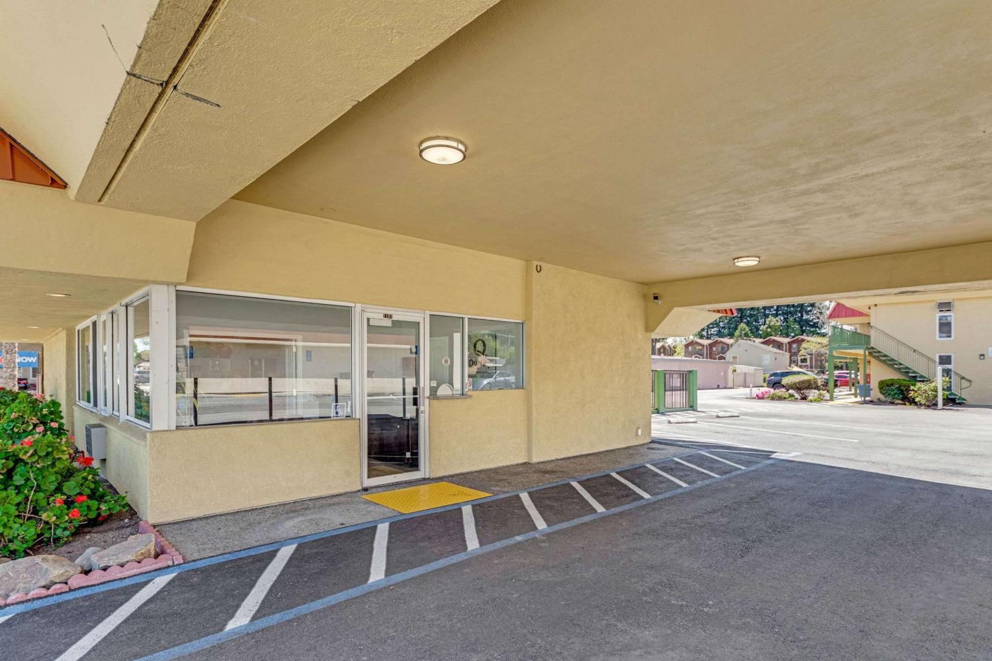 Quality Inn Santa Cruz Exterior photo